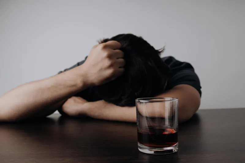 alkoholizam freepik