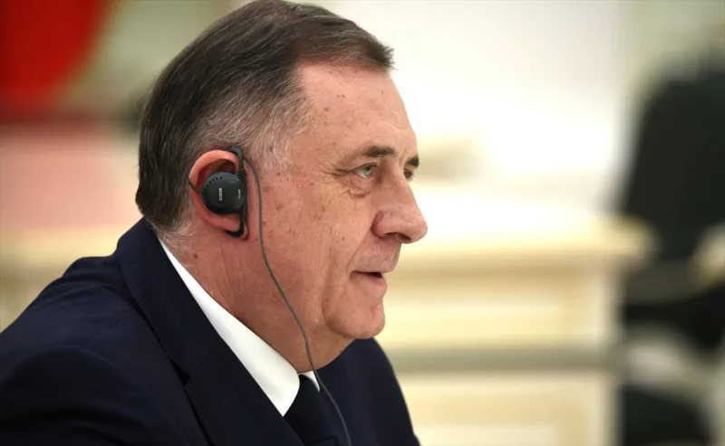 AA-20250401-37510718-37510713-PREDSJEDNIK_RUSIJE_VLADIMIR_PUTIN_SASTAO_SE_SA_MILORADOM_DODIKOM