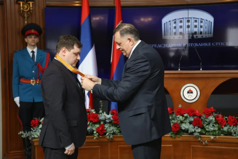 dodik odlikovanja rusi