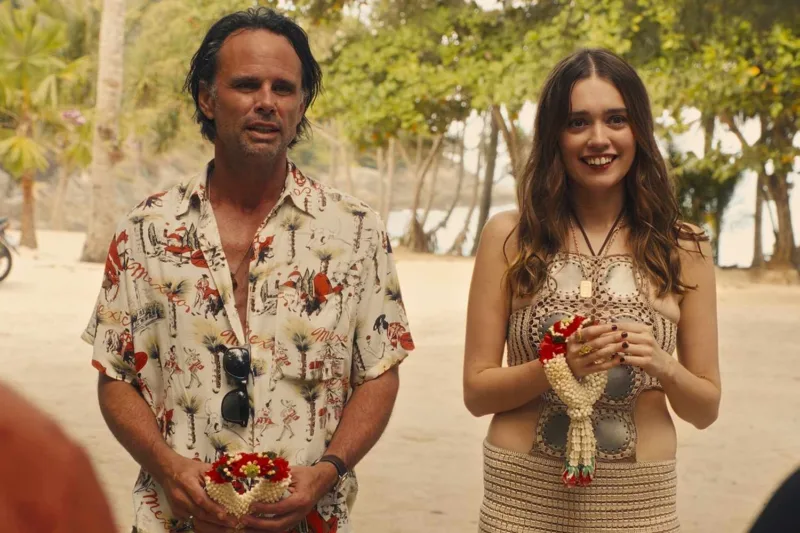 Walton Goggins i Aimee Lou Wood