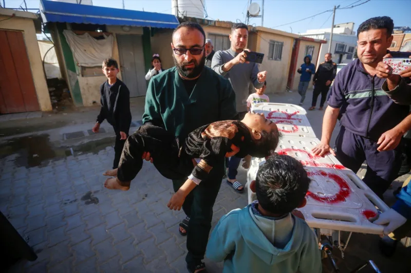 AA-20250417-37664680-37664671-NAJMANJE_45_PALESTINACA_UKLJUCUJUCI_KOMPLETNE_PORODICE_UBIJENO_U_NOVIM_IZRAELSKIM_NAPADIMA_U_GAZI