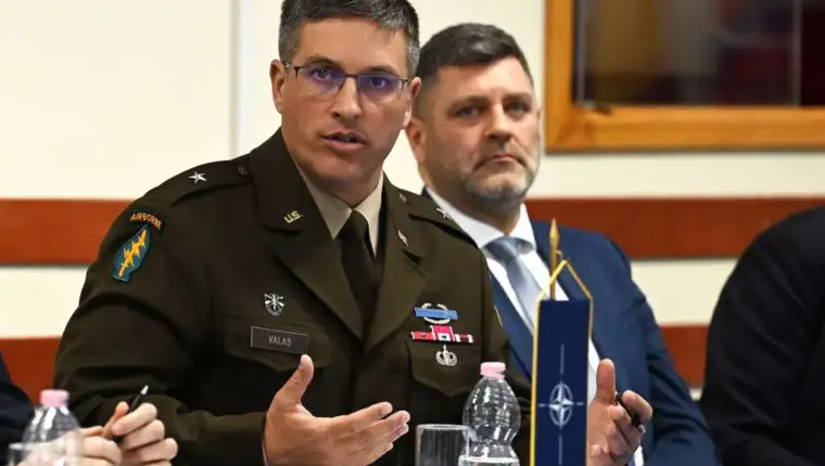 nato komandant 1
