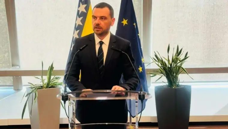 magazinovic 4