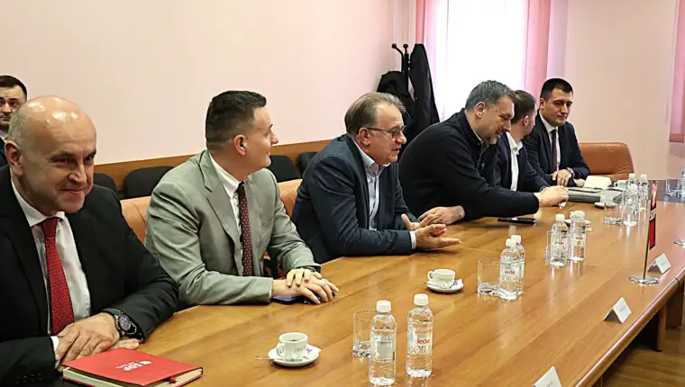 Počeo sastanak HDZ BIH i Trojke