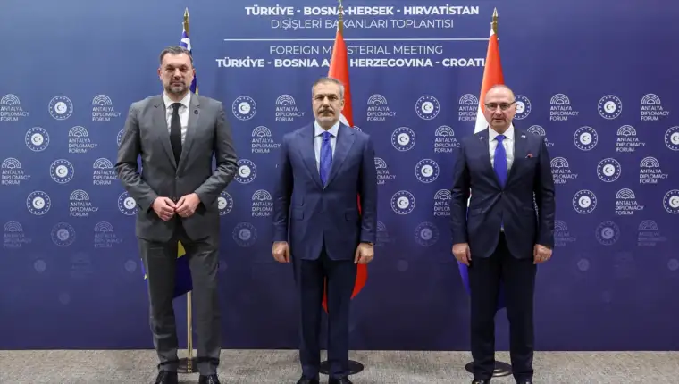 AA-20250412-37614882-37614879-TRILATERALNI_MINISTARSKI_SASTANAK_TURSKABIHHRVATSKA