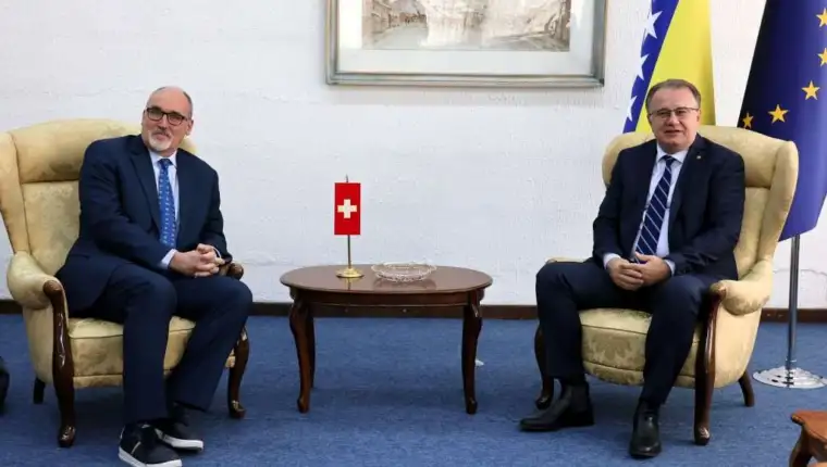 Premijer FBiH Nermin Nikšić i švicarski ambasador Gabriele Derighetti