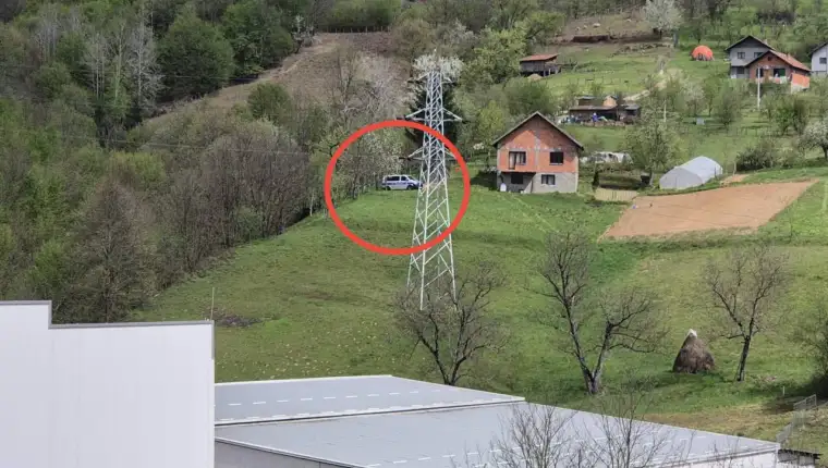Pripadnici MUP-a RS u blizini MC Potočari gdje se održava sjednica PIC-a