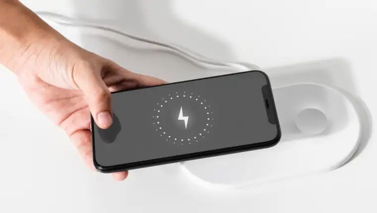 mobitel freepik