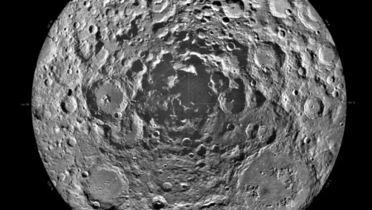 lunar-craters-642x571