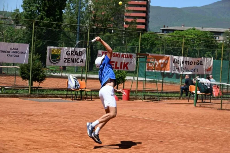 tenis