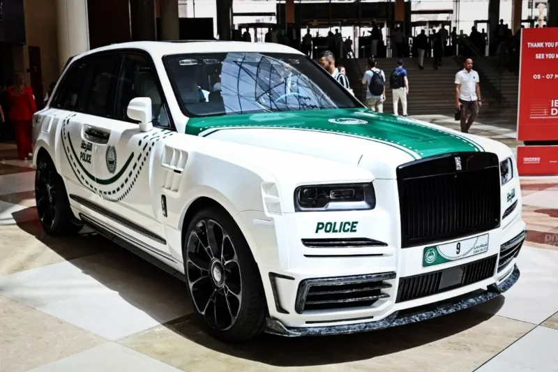 Rolls Royce Cullinan dubai policija