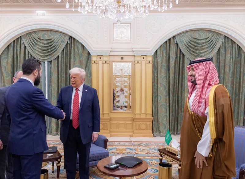 AA-20250514-37944933-37944927-SASTANAK_U_RIJADU_DONALD_TRUMP_AHMED_ALSHARA