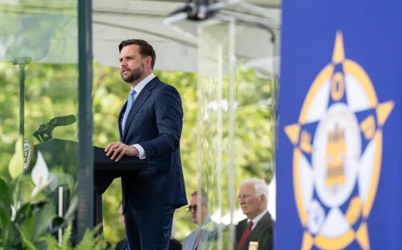 JD VANCE