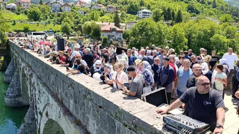Obilježena 33 godišnjica stradanja Bošnjaka Višegrada