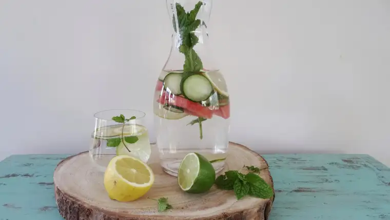 detoks voda freepik
