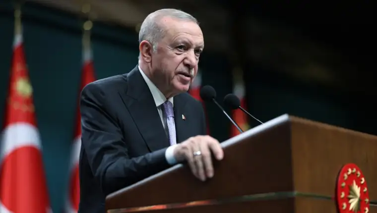 AA-20250512-37929026-37929024-TURSKI_PREDSJEDNIK_RECEP_TAYYIP_ERDOGAN