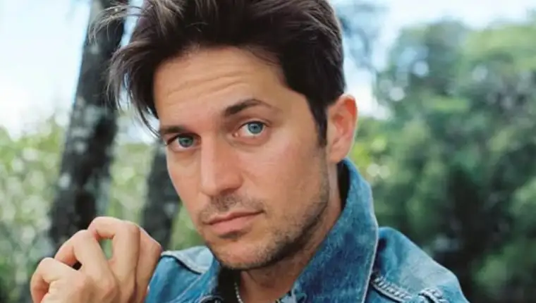 lucas bravo