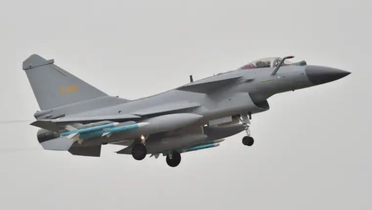 J-10B_with_PL-10_and_PL-12