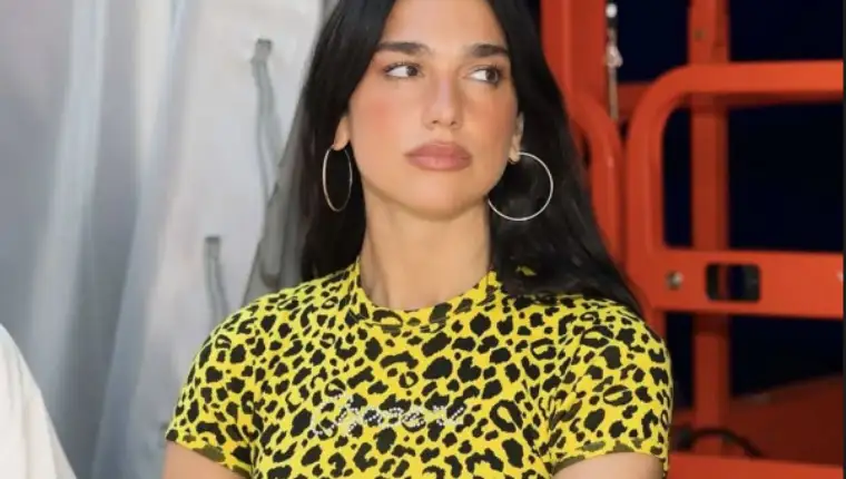 dua lipa.jpg
