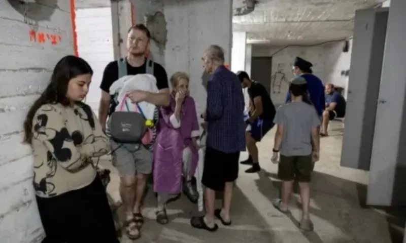 izraelci u skloništu