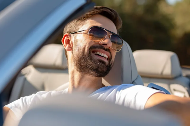 suncane naocale automobil freepik