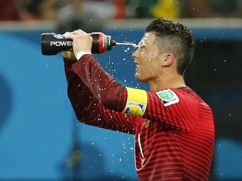 ronaldo-water-break