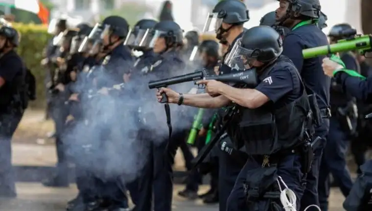 neredi los angeles