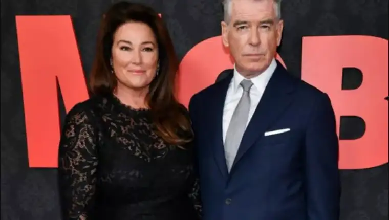 Pierce Brosnan i Keely Shaye Smith