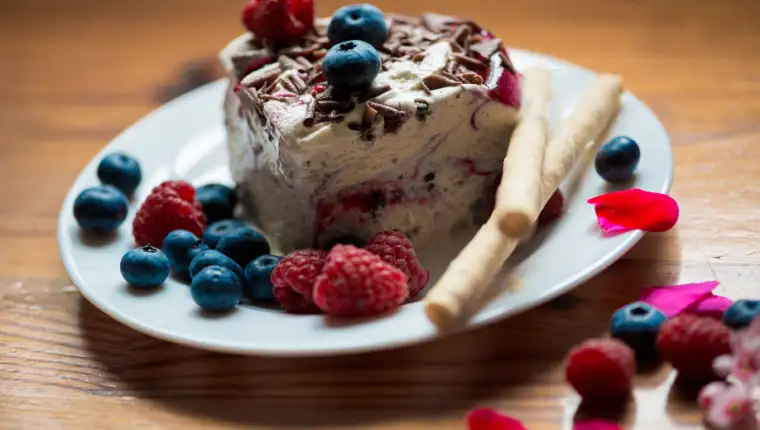 sladoled torta freepik