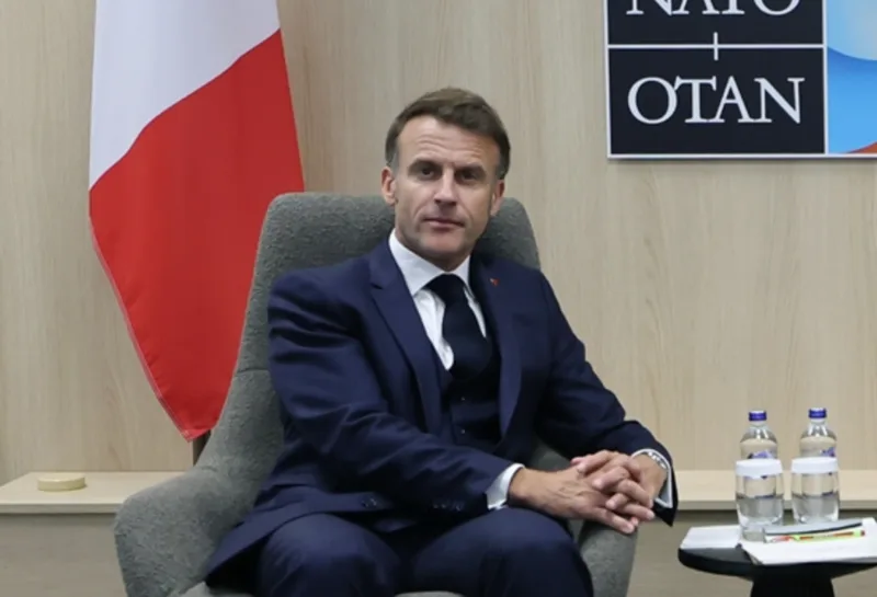 macron 1