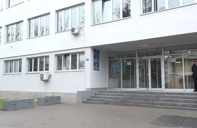 dubica 4