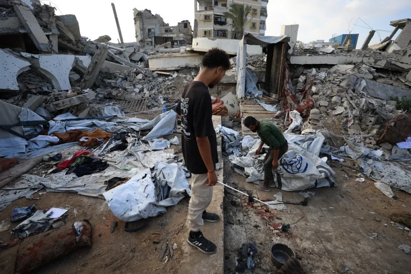 Najmanje petero Palestinaca ubijeno u novim izraelskim napadima na razorenu Gazu