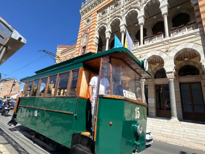 prvi elektricni tramvaj (1)