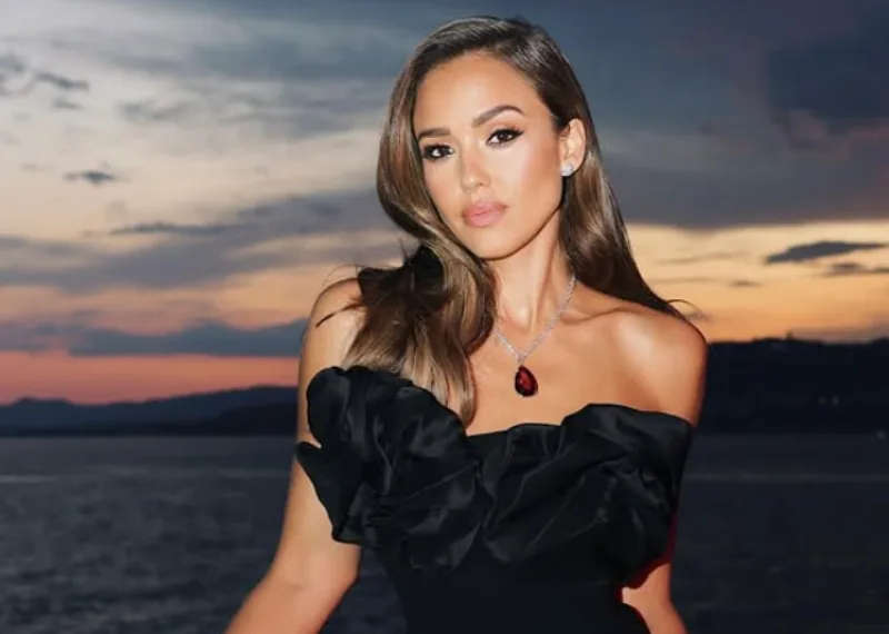 Jessica Alba