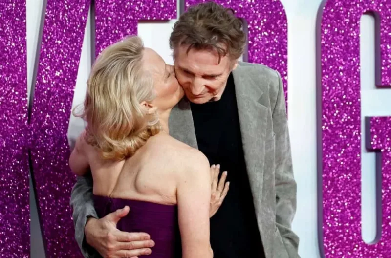 Pamela Anderson i Liam Neeson