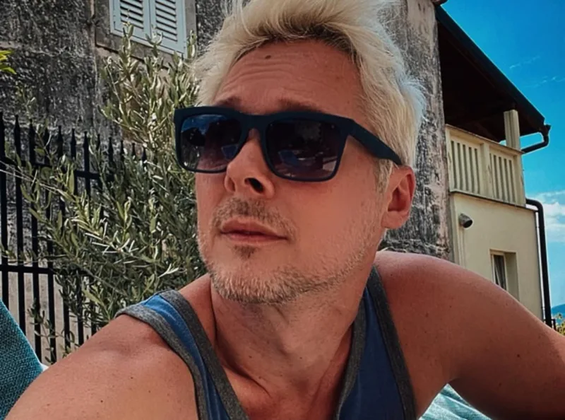 “ Nije za svakoga. Samo za one koji znaju citati izmedju pogleda. “🍷🌞 #mariodrmac #actor #mypa