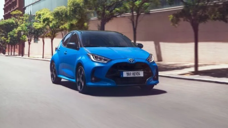 yaris2