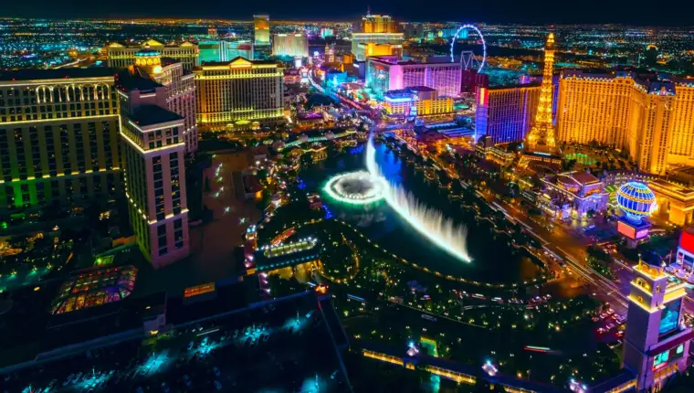 las-vegas-strip-as-seen-from-cosmopolitan-hotel-with-view-onto-hotel-casino