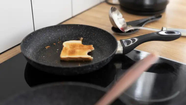 indukcijska ploca freepik