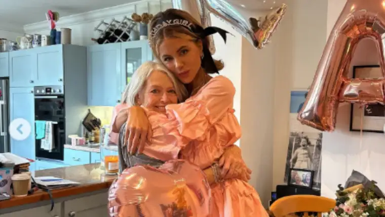 kate beckinsale i majka