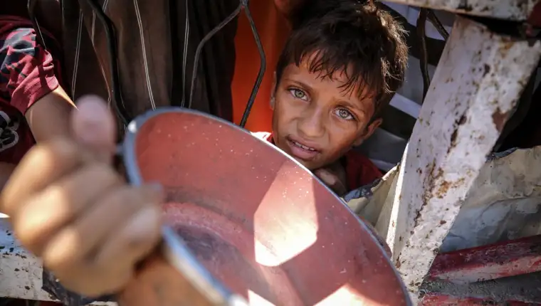 Podjela hrane Palestincima koji se bore s glađu u Gazi