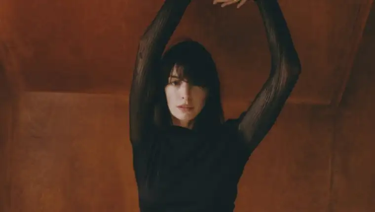 Anne Hathaway 6