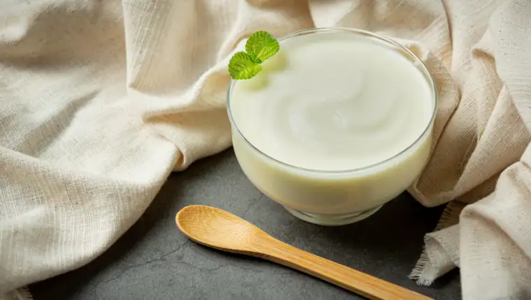 JOGURT FREEPIK