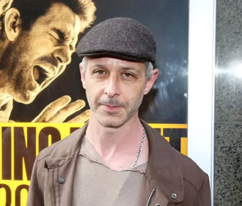 Jeremy Strong