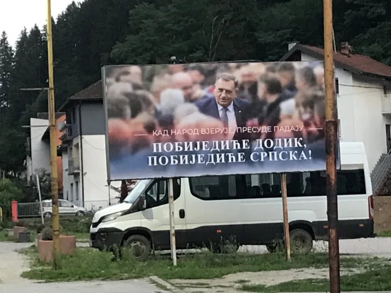 srebrenica plakati milorad dodik