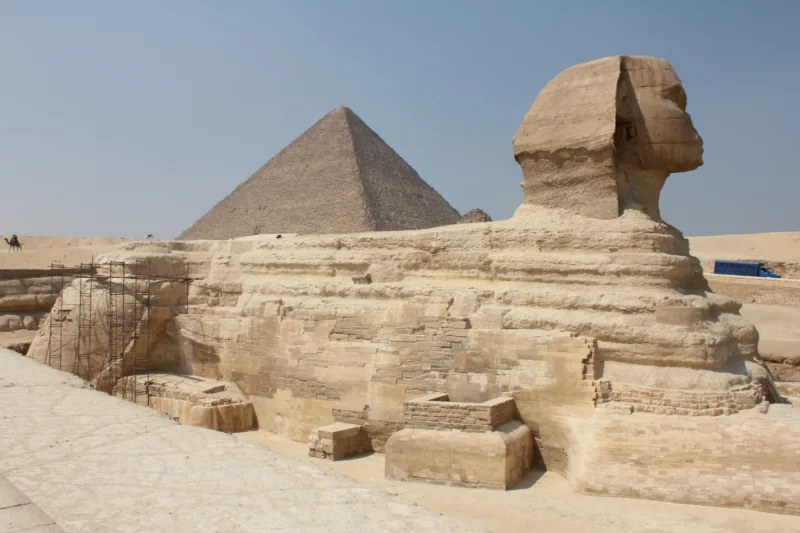 piramide freepik