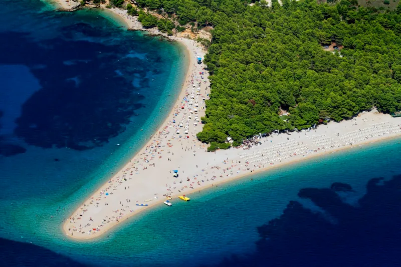 hrvatska plaza freepik