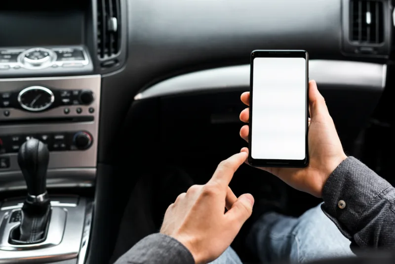 mobitel auto freepik