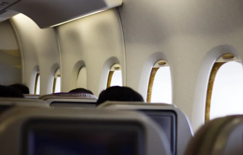 avion sjeditva 1
