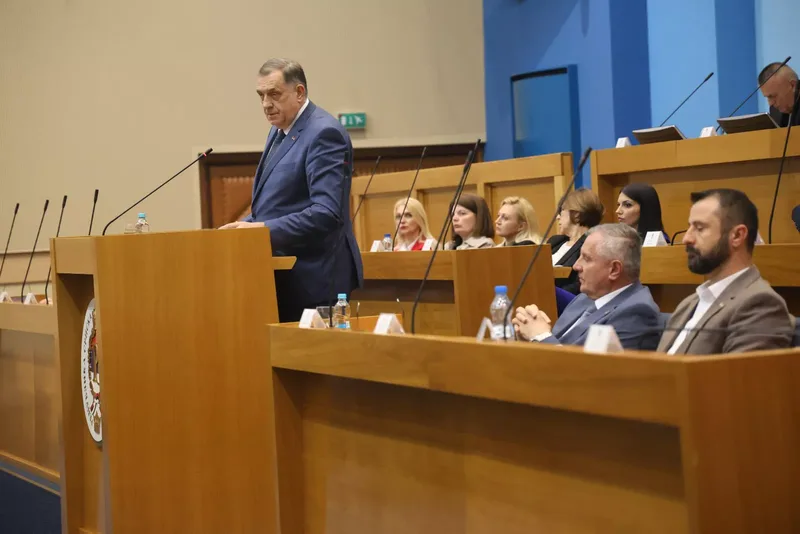 dodik1